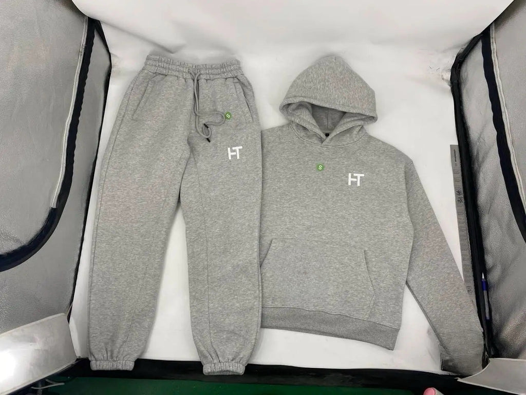 Essential Logo Sweatpants (Cuffed)