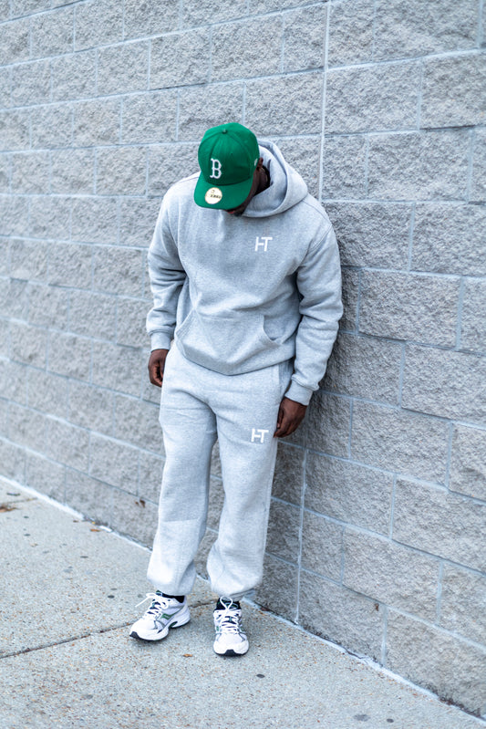 Essential Logo Sweatpants