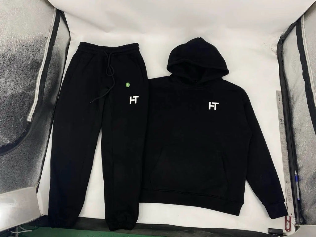 Essential Logo Sweatpants (Cuffed)