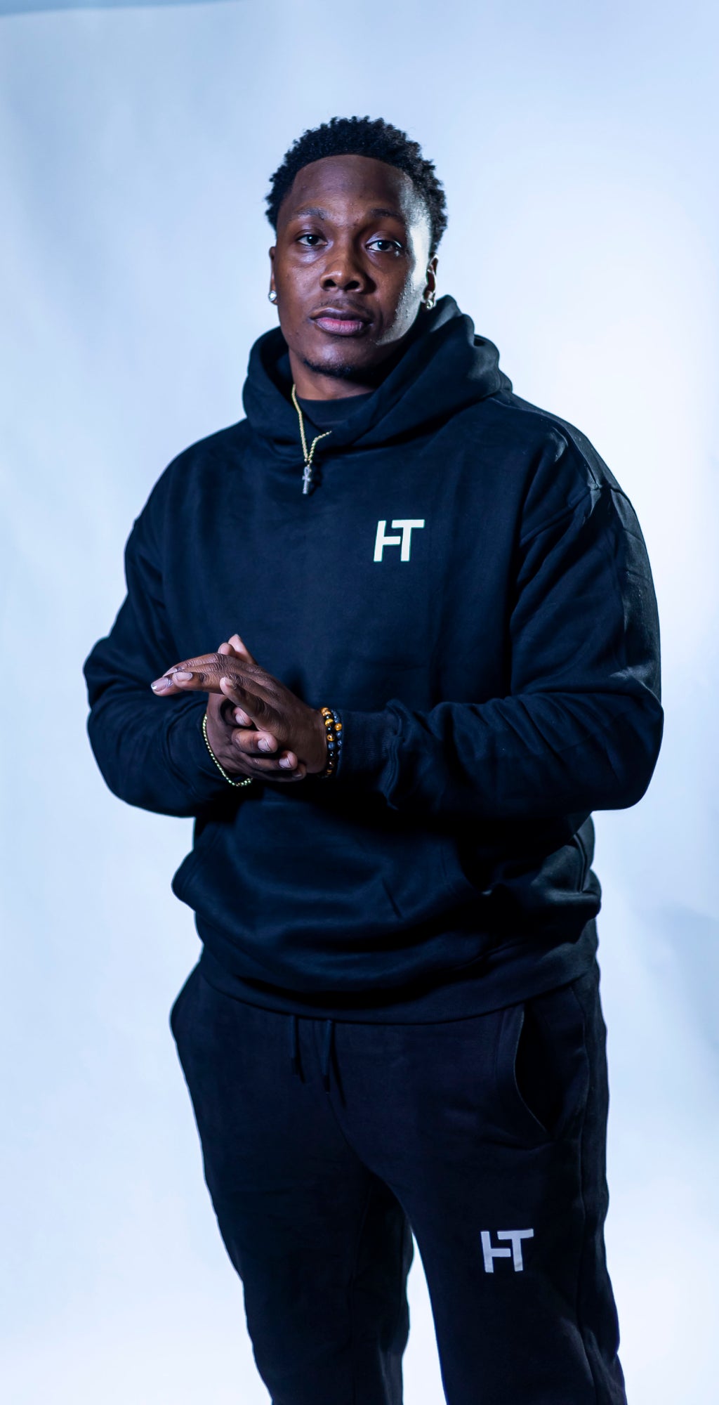 Essential Logo Sweatpants (Cuffed)